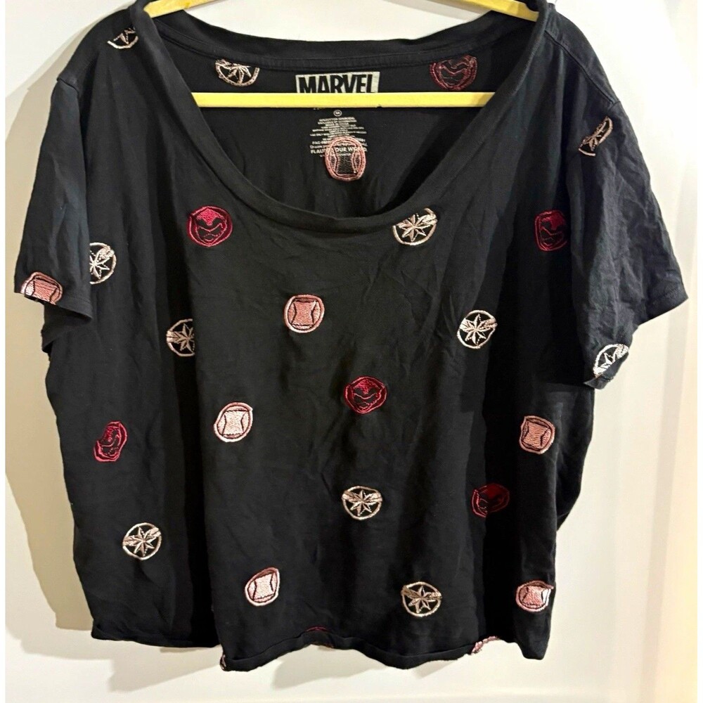 Marvel Women’s Black Panther T-Shirt 3X Plus Black Scoop Neck Short Sleeve Emb
